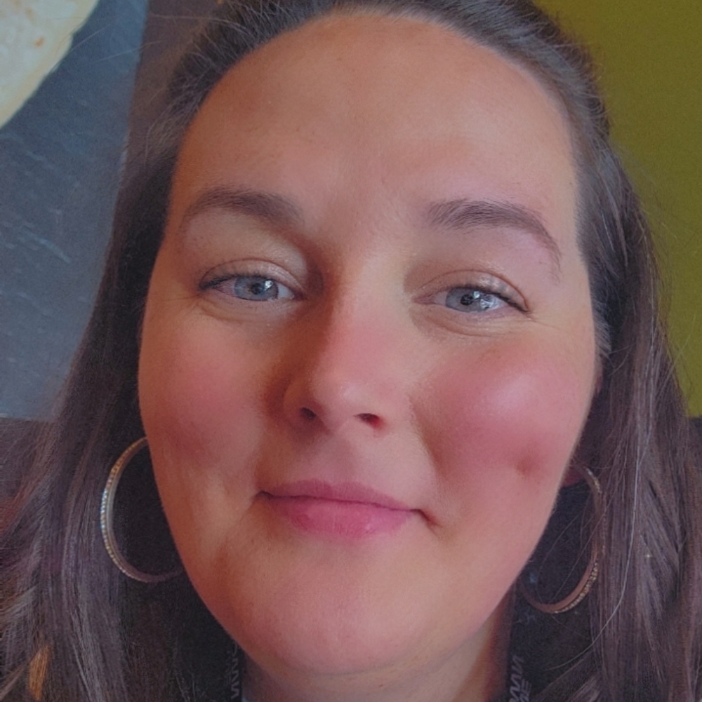 Meet your Posher, Pamela